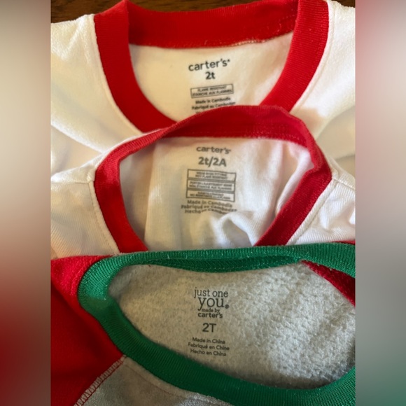 Set of 3 Carters size 2T Christmas PJs 2 NWOT fleece and one cotton - Picture 5 of 5